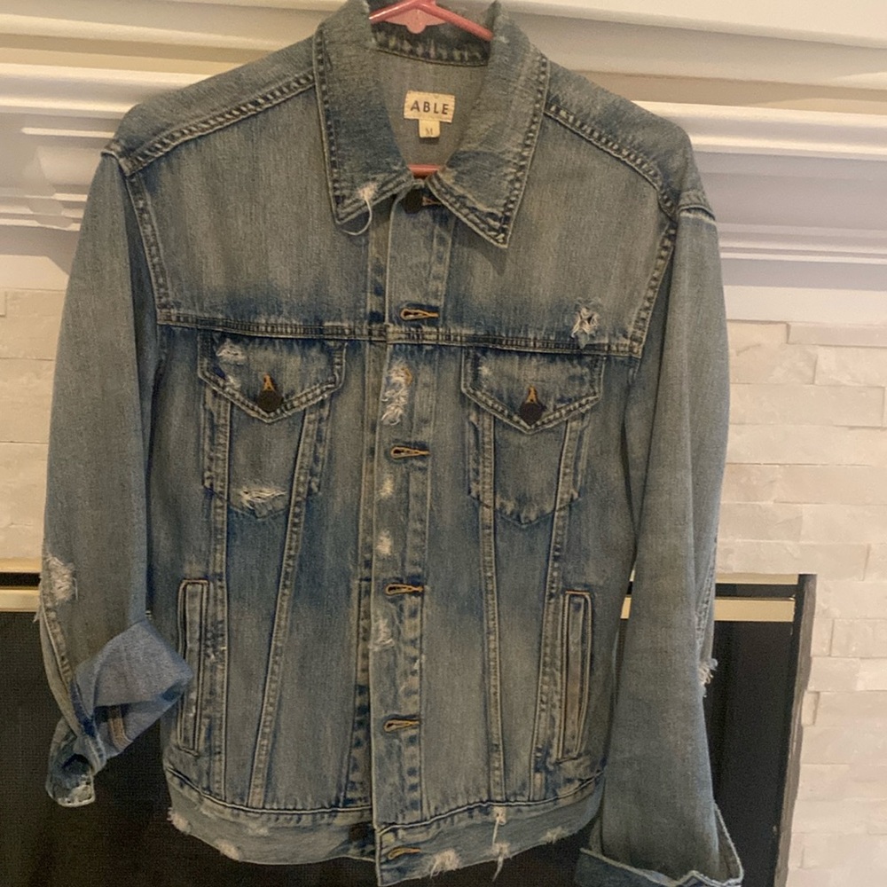 Able distressed leather jacket! Worn a couple times